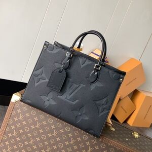 Louis Vuitton OnTheGo GM Bag